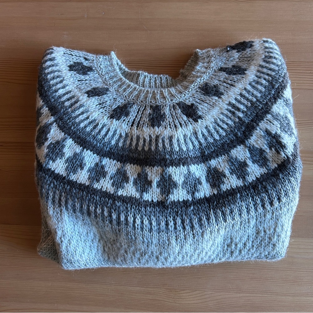 Lucky Brand Knit Sweater in Gray and Cream Fair Isle